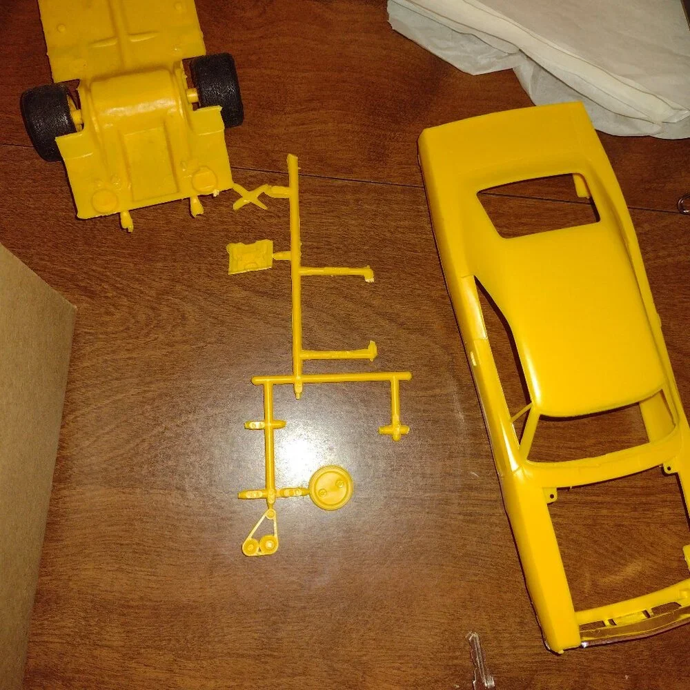 1969 Dodge Charger 500 MPC Ertl Model Car 1/25 Scale - Picture 6 of 7